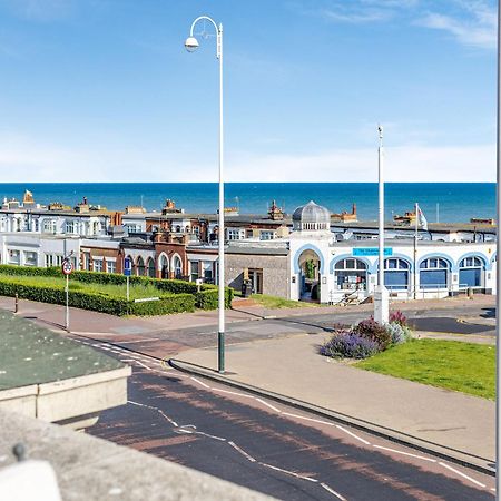 Crossways Mansions Villa Bexhill-on-Sea Bagian luar foto