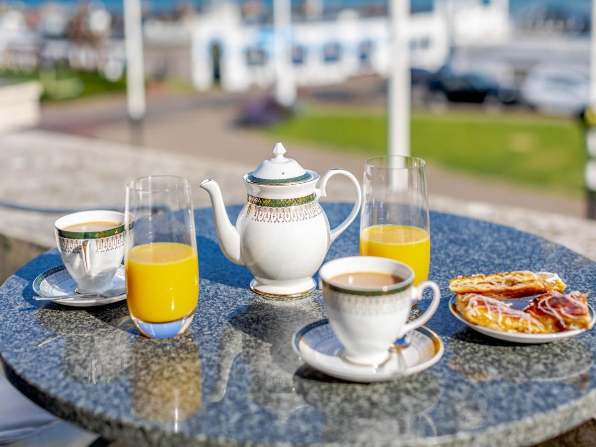 Crossways Mansions Villa Bexhill-on-Sea Bagian luar foto