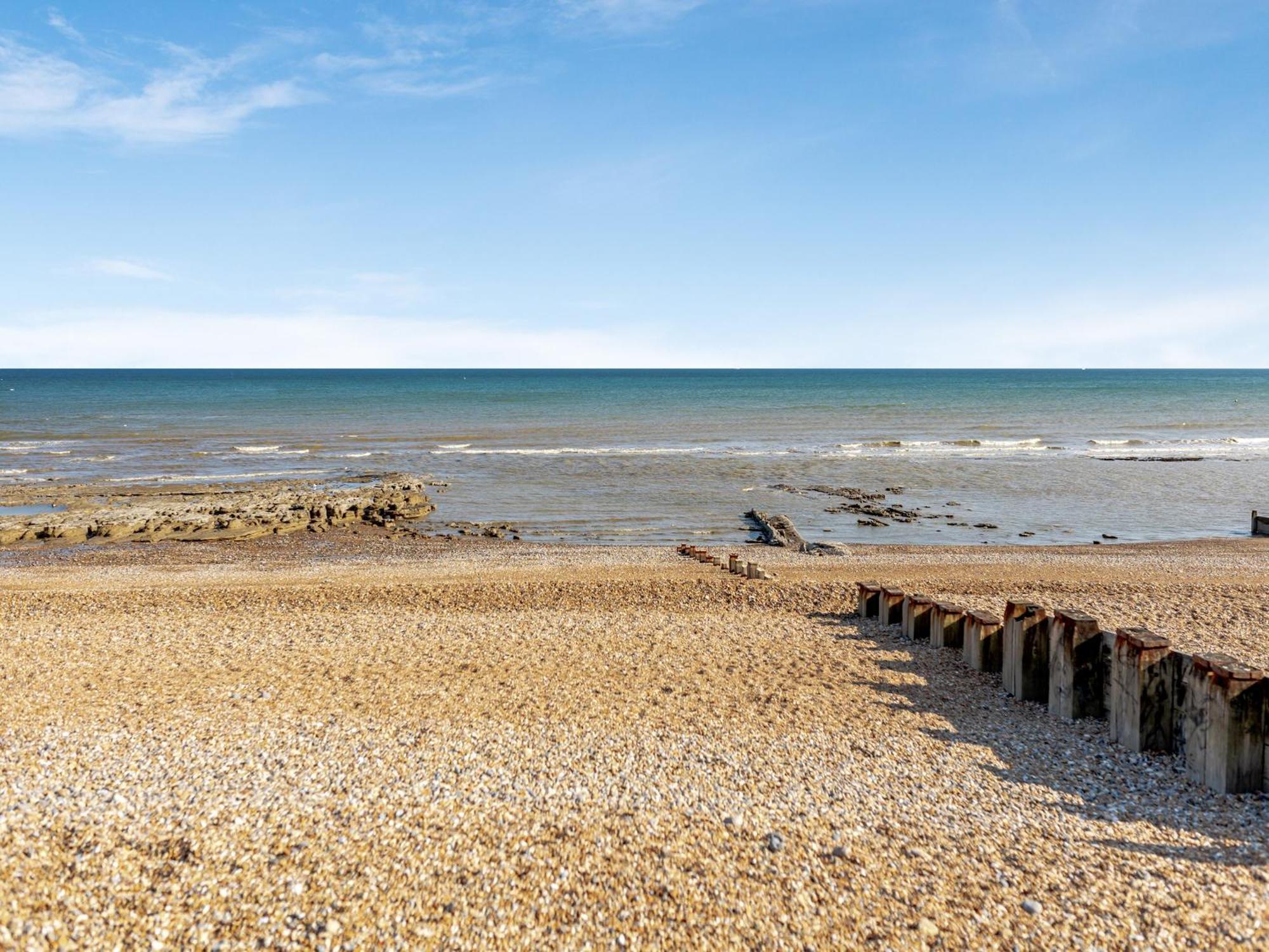 Crossways Mansions Villa Bexhill-on-Sea Bagian luar foto