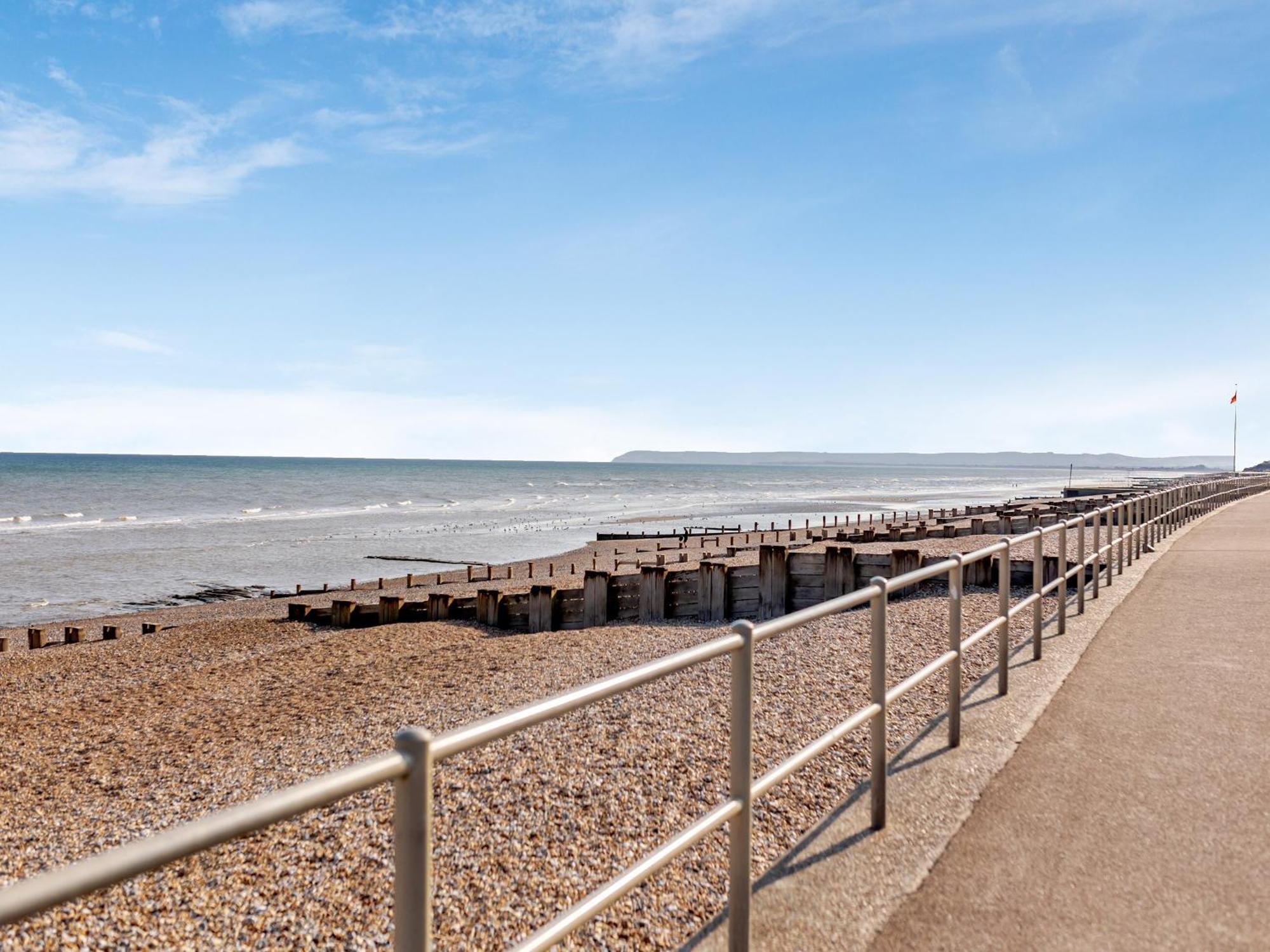 Crossways Mansions Villa Bexhill-on-Sea Bagian luar foto