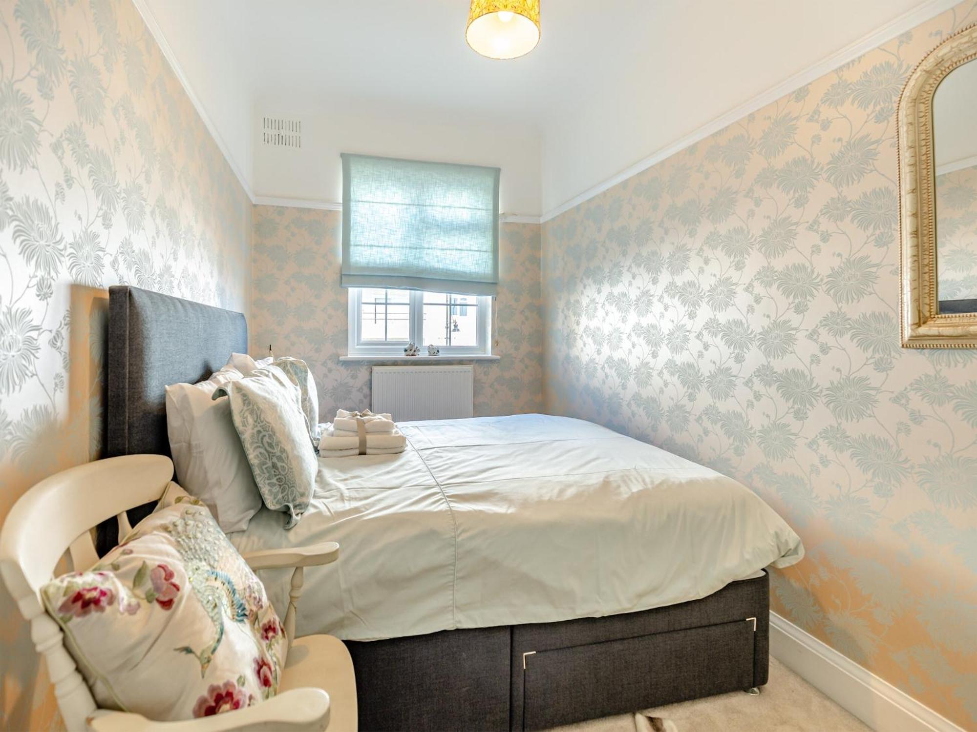 Crossways Mansions Villa Bexhill-on-Sea Bagian luar foto