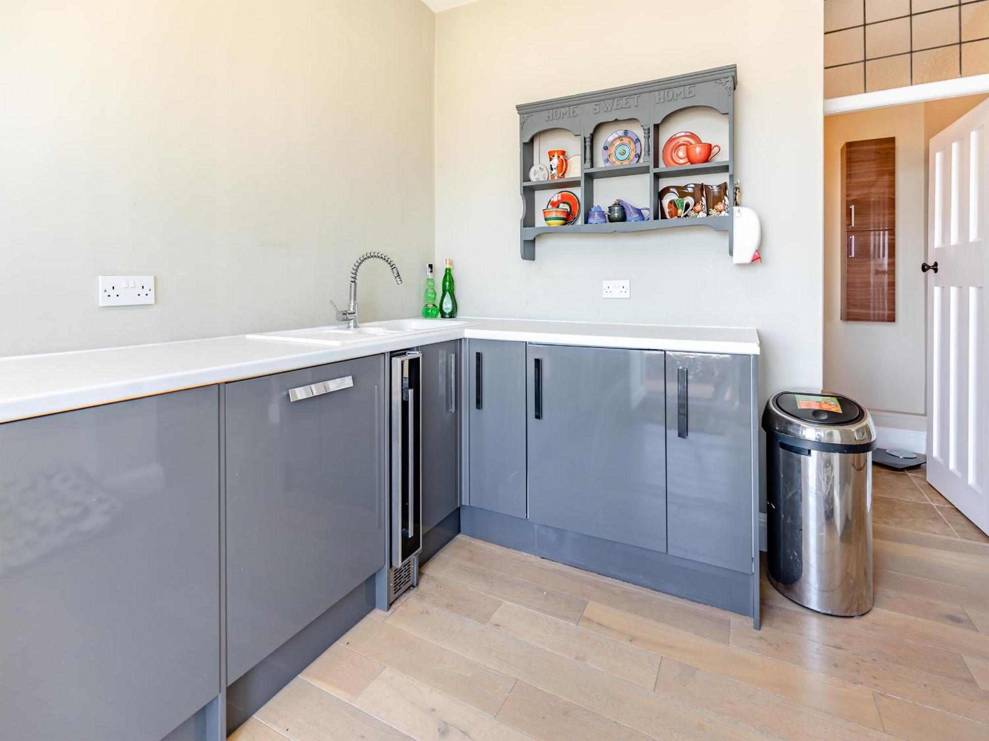 Crossways Mansions Villa Bexhill-on-Sea Bagian luar foto